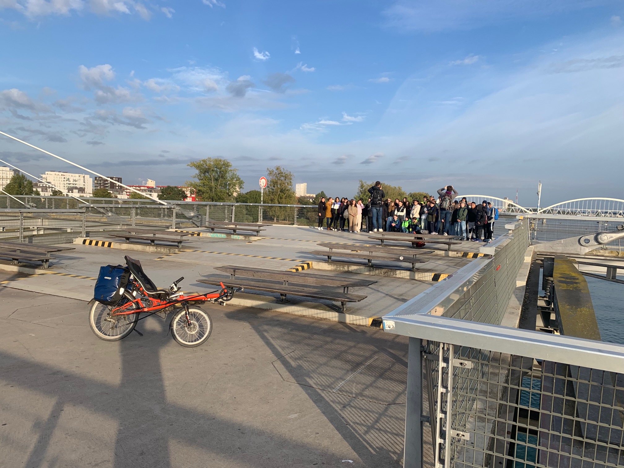 Bicycle bridge over the Rhine, school groups